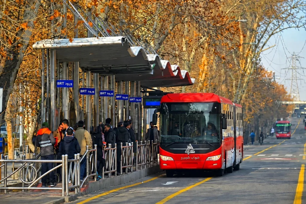 ایستگاههای BRT 4 طراحی و ساخت ایستگاههای اتوبوس بی آرتی (BRT) و تجهیزات حمل و نقل شهری شهاب خودرو
